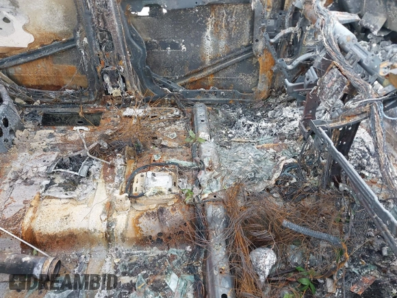 2022 Ram 2500 Laramie z VIN 3C6UR5FL2NG167783, wystawiony jako IAAI lot #41408087 z przebiegiem Nie podano mil oraz . Historia ofert i sprzedaży dostępna na DreamBid. Obrazek 5.