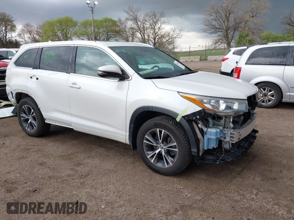 2016 Toyota Highlander XLE z VIN 5TDJKRFH3GS260044, wystawiony jako IAAI lot #42085828 z przebiegiem 74 187 mil mil oraz . Historia ofert i sprzedaży dostępna na DreamBid. Obrazek 1.
