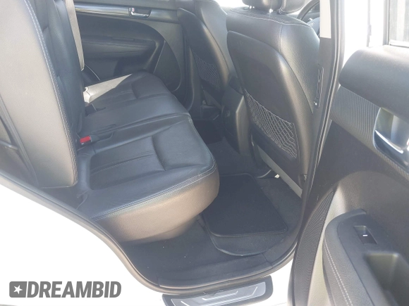 2011 Kia Sorento SX with VIN 5XYKW4A21BG127237, listed as a IAAI auction lot 41848810 with 182,633 mi miles. Bid and sale history available at carsss.com. Image 8.