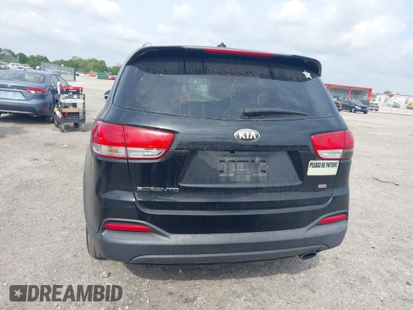 2016 Kia Sorento LX with VIN 5XYPG4A36GG086896, listed as a IAAI auction lot 41862568 with 75,277 mi miles. Bid and sale history available at carsss.com. Image 17.