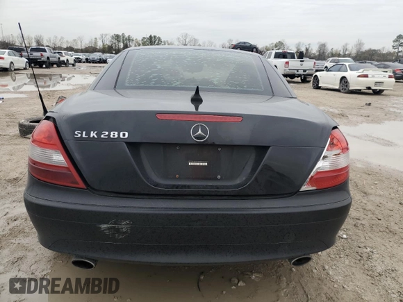 2006 Mercedes-Benz SLK 280 z VIN WDBWK54F06F106825, wystawiony jako Copart lot #88757115 z przebiegiem 71 383 mil mil oraz Szkody całkowita. Historia ofert i sprzedaży dostępna na DreamBid. Obrazek 11.