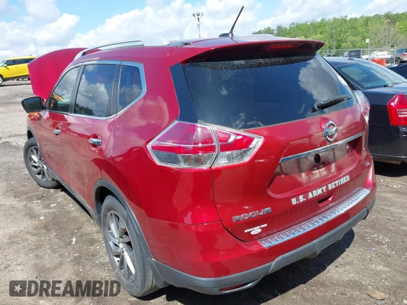 2015 Nissan Rogue SL with VIN 5N1AT2MTXFC802831, listed as a IAAI auction lot 42003674 with 207,738 mi miles. Bid and sale history available at carsss.com. Image 3.