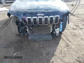 2019 Jeep Cherokee Latitude Plus with VIN 1C4PJMLB9KD245505, listed as a IAAI auction lot 42153262 with 103,248 mi miles and . Bid and sale history available at DreamBid. Image 6.