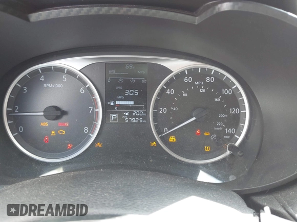 2020 Nissan Versa S z VIN 3N1CN8DVXLL882520, wystawiony jako IAAI lot #41896671 z przebiegiem 57 925 mil mil oraz . Historia ofert i sprzedaży dostępna na DreamBid. Obrazek 7.