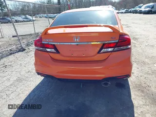 2015 Honda Civic Sedan Si with VIN 2HGFB6E53FH701374, listed as a IAAI auction lot 42051001 with 121,037 mi miles. Bid and sale history available at carsss.com. Image 16.