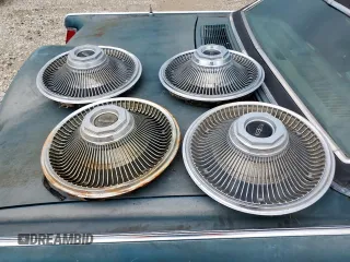 1969 Lincoln Continental с VIN 9Y89A890350, выставлен на аукционе Copart как лот 60557415 с пробегом 114 807 миль миль и Чистый • Clean title. История ставок и продаж доступна на DreamBid. Изображение 12.