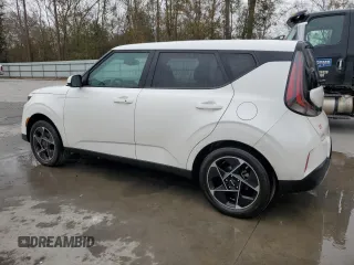 2024 Kia Soul EX with VIN KNDJ33AU7R7899104, listed as a Copart auction lot 86289004 with 32,263 mi miles and Salvage Title. Bid and sale history available at carsss.com. Image 2.