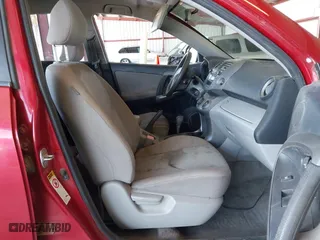 2007 Toyota RAV4 with VIN JTMZD33V076033253, listed as a IAAI auction lot 41963951 with 247,443 mi miles. Bid and sale history available at carsss.com. Image 5.