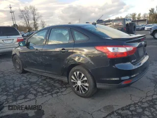 2013 Ford Focus SE with VIN 1FADP3F24DL314090, listed as a Copart auction lot 80636494 with 136,706 mi miles and Salvage Title. Bid and sale history available at carsss.com. Image 2.