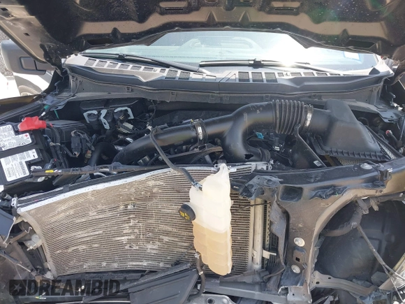 2023 Ford F-150 XL z VIN 1FTEW1CP7PKF95883, wystawiony jako IAAI lot #42356708 z przebiegiem Nie podano mil oraz . Historia ofert i sprzedaży dostępna na DreamBid. Obrazek 10.