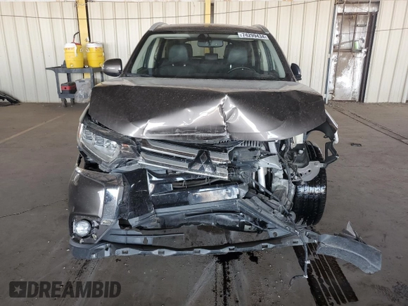2017 Mitsubishi Outlander GT z VIN JA4JZ4AX4HZ013235, wystawiony jako Copart lot #74299434 z przebiegiem 103 738 mil mil oraz Szkoda całkowita • Salvage title. Historia ofert i sprzedaży dostępna na DreamBid. Obrazek 5.