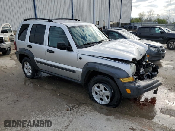 2006 Jeep Liberty Sport z VIN 1J4GL48K56W178859, wystawiony jako Copart lot #53146715 z przebiegiem 223 064 mil mil oraz Nie do naprawy • Non repairable. Historia ofert i sprzedaży dostępna na DreamBid. Obrazek 4.