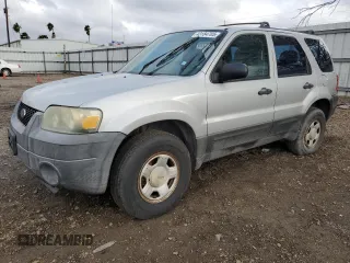 2005 Ford Escape XLS Value with VIN 1FMYU02Z25KA84137, listed as a Copart auction lot 43184705 with 151,605 mi miles and Salvage Title. Bid and sale history available at carsss.com. Image 1.
