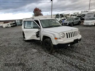 2015 Jeep Patriot Sport with VIN 1C4NJRBB5FD427150, listed as a Copart auction lot 75555184 with 193,810 mi miles and Salvage title. Bid and sale history available at DreamBid. Image 16.