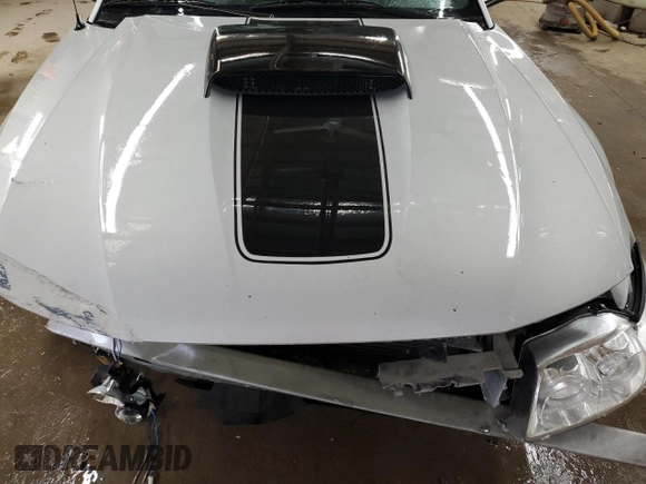 2002 Ford Mustang GT Deluxe z VIN 1FAFP45X62F160859, wystawiony jako Copart lot #45946145 z przebiegiem 110 078 mil mil oraz Szkoda całkowita • Salvage title. Historia ofert i sprzedaży dostępna na DreamBid. Obrazek 11.