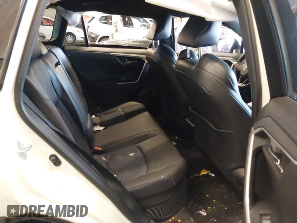 2021 Toyota RAV4 Hybrid XSE with VIN 4T3E6RFV8MU046348, listed as a IAAI auction lot 40520896 with 53,312 mi miles and . Bid and sale history available at DreamBid. Image 8.