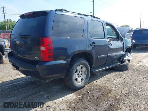 2007 Chevrolet Tahoe LT with VIN 1GNFK13027R261438, listed as a IAAI auction lot 42571229 with 178,632 mi miles and . Bid and sale history available at DreamBid. Image 4.