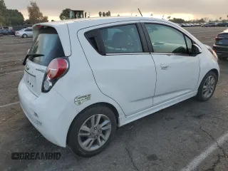 2016 Chevrolet Spark EV LT with VIN KL8CL6S01GC595432, listed as a Copart auction lot 86448444 with 32,854 mi miles and Clean Title. Bid and sale history available at carsss.com. Image 3.