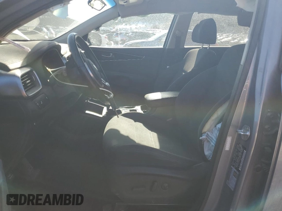 2020 Kia Sorento LX with VIN 5XYPGDA36LG670886, listed as a Copart auction lot 41911935 with 72,970 mi miles and Salvage Title. Bid and sale history available at DreamBid. Image 7.
