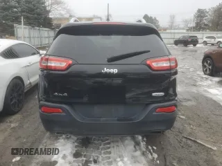 2016 Jeep Cherokee Altitude with VIN 1C4PJMCS9GW105899, listed as a Copart auction lot 85322514 with 158,981 mi miles and Clean title. Bid and sale history available at DreamBid. Image 6.