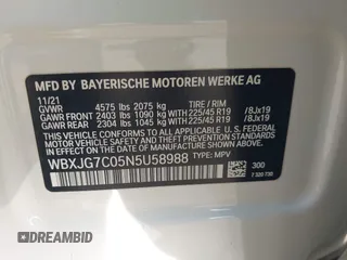 2022 BMW X1 sDrive28i with VIN WBXJG7C05N5U58988, listed as a IAAI auction lot 41466393 with 56,062 mi miles. Bid and sale history available at carsss.com. Image 9.
