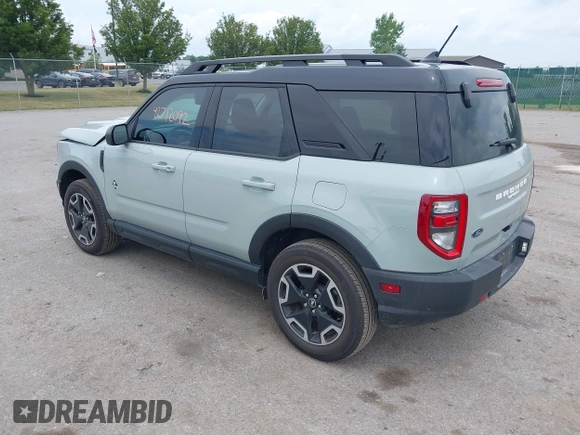 2024 Ford Bronco Sport Outer Banks with VIN 3FMCR9C69RRE43375, listed as a IAAI auction lot 42712092 with 17,827 mi miles and . Bid and sale history available at DreamBid. Image 3.