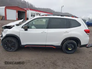 2024 Subaru Forester Sport with VIN JF2SKAGC4RH513972, listed as a IAAI auction lot 41701045 with 29,495 mi miles. Bid and sale history available at carsss.com. Image 15.