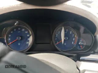 2019 Maserati GranTurismo Sport с VIN ZAM45VMA5K0314423, выставлен на аукционе Copart как лот 54084564 с пробегом Не указан миль и . История ставок и продаж доступна на DreamBid. Изображение 9.