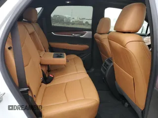 2024 Cadillac XT5 AWD Premium Luxury z VIN 1GYKNDRS8RZ746625, wystawiony jako Copart lot #87366694 z przebiegiem 8 598 mil mil oraz Czysty tytuł • Clean title. Historia ofert i sprzedaży dostępna na DreamBid. Obrazek 10.
