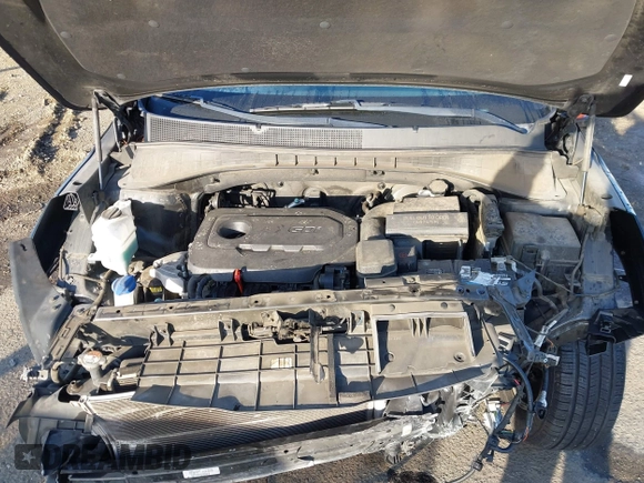 2018 Kia Sorento LX with VIN 5XYPG4A31JG415818, listed as a IAAI auction lot 41794227 with 94,439 mi miles. Bid and sale history available at carsss.com. Image 10.