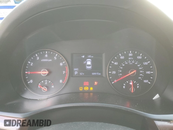 2017 Kia Cadenza Premium with VIN KNALC4J17H5048755, listed as a Copart auction lot 76131984 with 68,915 mi miles and Salvage Title. Bid and sale history available at carsss.com. Image 9.