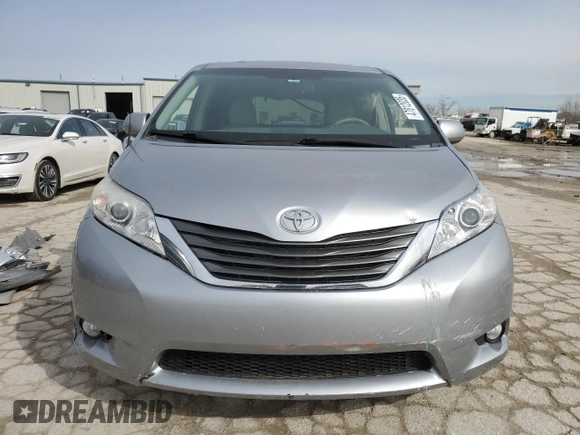 2012 Toyota Sienna XLE AAS with VIN 5TDYK3DC7CS235676, listed as a Copart auction lot 47812035 with 274,896 mi miles and Salvage Title. Bid and sale history available at carsss.com. Image 5.