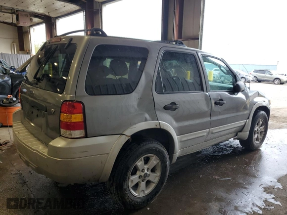 2007 Ford Escape XLT with VIN 1FMCU031X7KA30591, listed as a Copart auction lot 73838044 with 92,198 mi miles and Salvage Title. Bid and sale history available at carsss.com. Image 3.