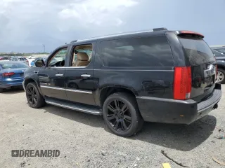 2008 Cadillac Escalade ESV z VIN 1GYFK66888R172346, wystawiony jako Copart lot #61013275 z przebiegiem 200 453 mil mil oraz Czysty tytuł • Clean title. Historia ofert i sprzedaży dostępna na DreamBid. Obrazek 2.