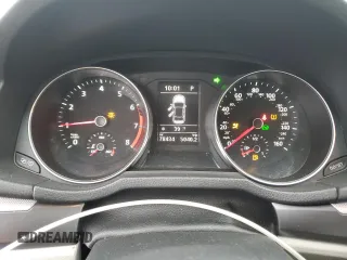 2018 Volkswagen Passat S z VIN 1VWAA7A35JC007820, wystawiony jako Copart lot #43833425 z przebiegiem 78 434 mil mil oraz Szkoda całkowita • Salvage title. Historia ofert i sprzedaży dostępna na DreamBid. Obrazek 9.