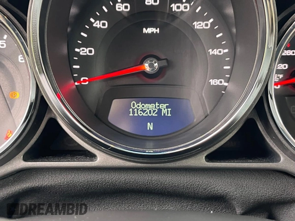 2011 Cadillac CTS with VIN 1G6DM1ED3B0157390, listed as a Copart auction lot 83147514 with 116,202 mi miles and Clean Title. Bid and sale history available at DreamBid. Image 8.