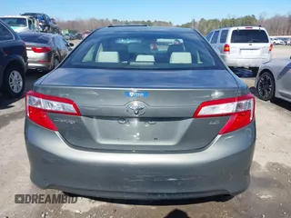 2013 Toyota Camry L with VIN 4T4BF1FK8DR280756, listed as a IAAI auction lot 41699710 with 200,466 mi miles. Bid and sale history available at carsss.com. Image 16.