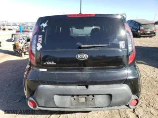 2015 Kia Soul with VIN KNDJN2A2XF7812617, listed as a Copart auction lot 73328084 with 137,781 mi miles and Salvage Title. Bid and sale history available at carsss.com. Image 6.