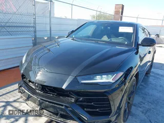 2019 Lamborghini Urus z VIN ZPBUA1ZLXKLA03063, wystawiony jako IAAI lot #41653328 z przebiegiem 29 688 mil mil oraz . Historia ofert i sprzedaży dostępna na DreamBid. Obrazek 6.