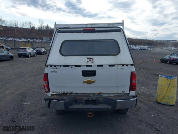 2013 Chevrolet Silverado 1500 Work Truck with VIN 1GCNKPEA7DZ288109, listed as a IAAI auction lot 40782515 with 191,813 mi miles. Bid and sale history available at carsss.com. Image 16.