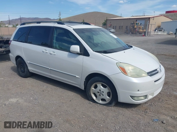 2004 Toyota Sienna XLE with VIN 5TDZA22C94S172859, listed as a IAAI auction lot 42057034 with 295,857 mi miles. Bid and sale history available at carsss.com. Image 1.