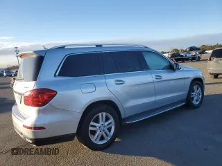 2015 Mercedes-Benz GL-Class GL 450 with VIN 4JGDF6EE9FA522972, listed as a Copart auction lot 38437034 with 104,463 mi miles. Bid and sale history available at carsss.com. Image 3.