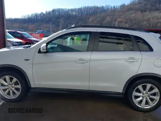 2015 Mitsubishi Outlander Sport 2.4 GT with VIN 4A4AR4AWXFE033631, listed as a IAAI auction lot 41830291 with 115,920 mi miles. Bid and sale history available at carsss.com. Image 15.