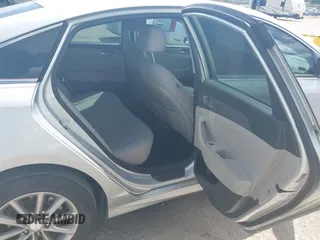 2019 Hyundai Sonata SE with VIN 5NPE24AF6KH746694, listed as a IAAI auction lot 41957791 with 80,851 mi miles and . Bid and sale history available at DreamBid. Image 8.
