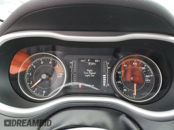 2018 Jeep Cherokee Latitude Plus z VIN 1C4PJMLXXJD549145, wystawiony jako Copart lot #53651165 z przebiegiem 128 801 mil mil oraz Szkoda całkowita • Salvage title. Historia ofert i sprzedaży dostępna na DreamBid. Obrazek 9.