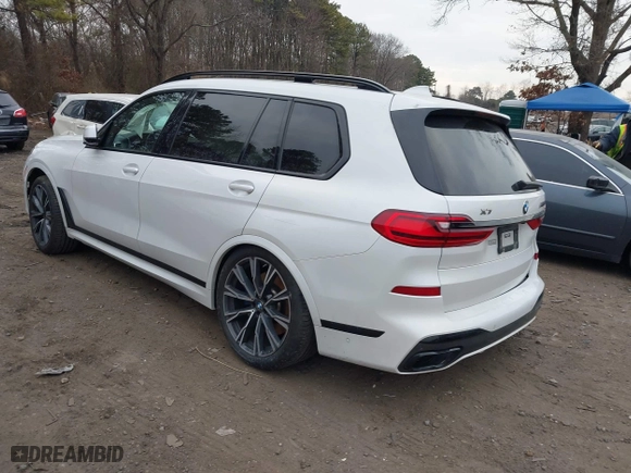 2022 BMW X7 M50i with VIN 5UXCX6C00N9K19775, listed as a IAAI auction lot 41256543 with 31,942 mi miles. Bid and sale history available at carsss.com. Image 3.