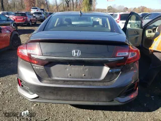 2018 Honda Clarity Plug-In Hybrid with VIN JHMZC5F16JC010008, listed as a Copart auction lot 74903663 with 46,757 mi miles. Bid and sale history available at carsss.com. Image 6.