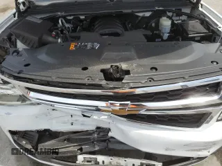 2018 Chevrolet Suburban LS z VIN 1GNSCGKC6JR379977, wystawiony jako Copart lot #54351685 z przebiegiem 138 574 mil mil oraz Szkoda całkowita • Salvage title. Historia ofert i sprzedaży dostępna na DreamBid. Obrazek 12.
