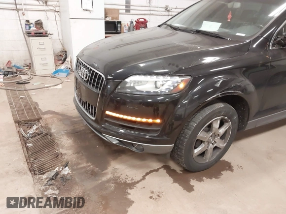 2013 Audi Q7 3.0T Premium Plus with VIN WA1LGAFE6DD000112, listed as a IAAI auction lot 41229774 with 149,122 mi miles. Bid and sale history available at carsss.com. Image 6.