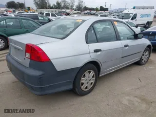 2005 Honda Civic Sdn VP with VIN 2HGES16365H547060, listed as a IAAI auction lot 42042202 with 222,680 mi miles. Bid and sale history available at carsss.com. Image 4.
